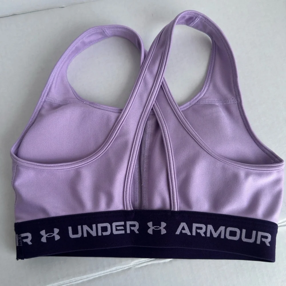 Under Armour Women’s Sports Bra Medium Mid Support Crossback Keyhole Purple